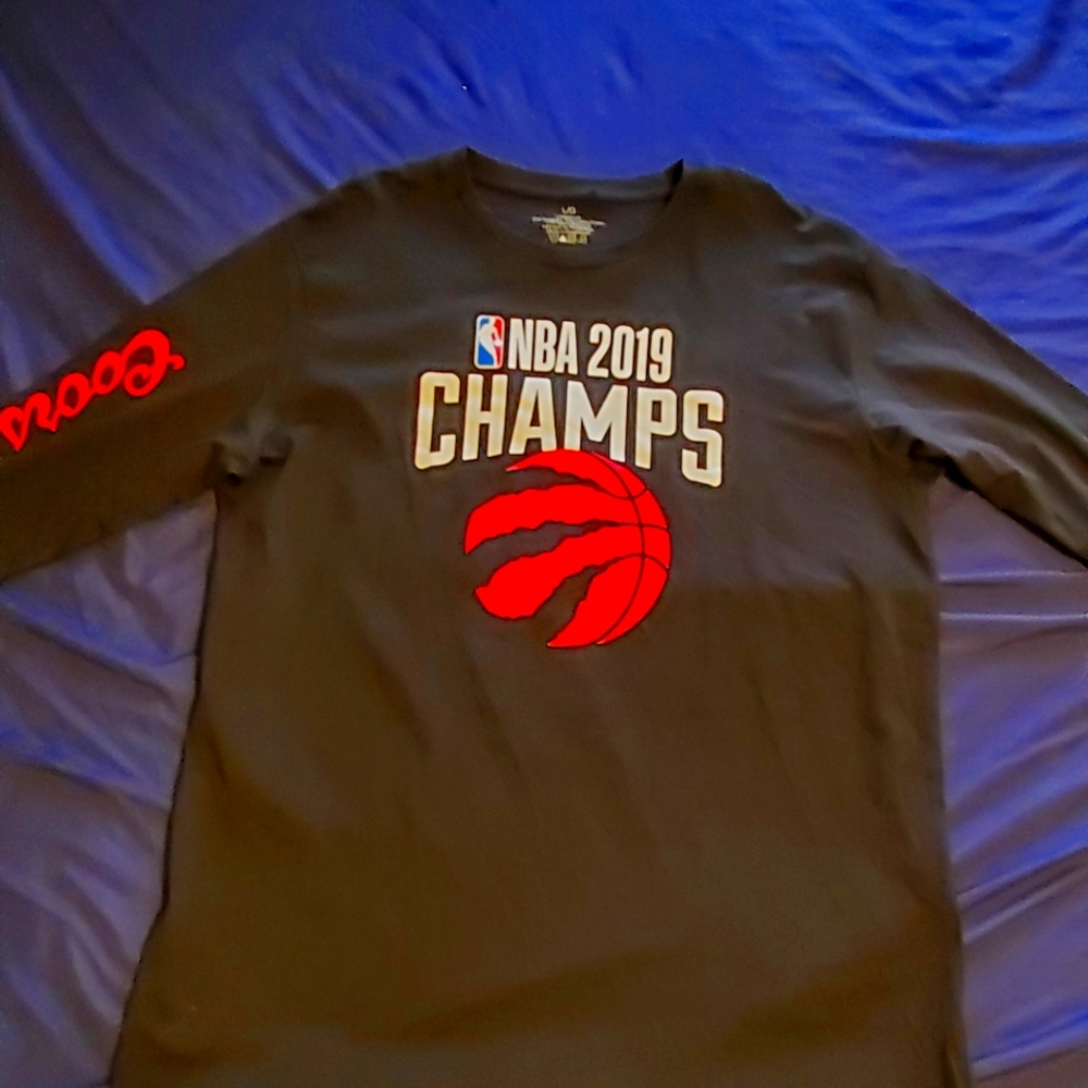 Official Raptors shirt